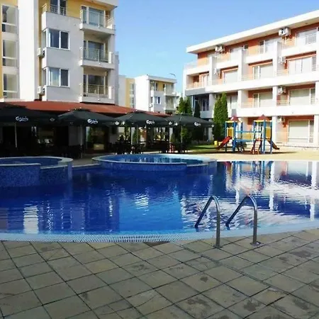 Nessebar Fort Noks Апартамент *